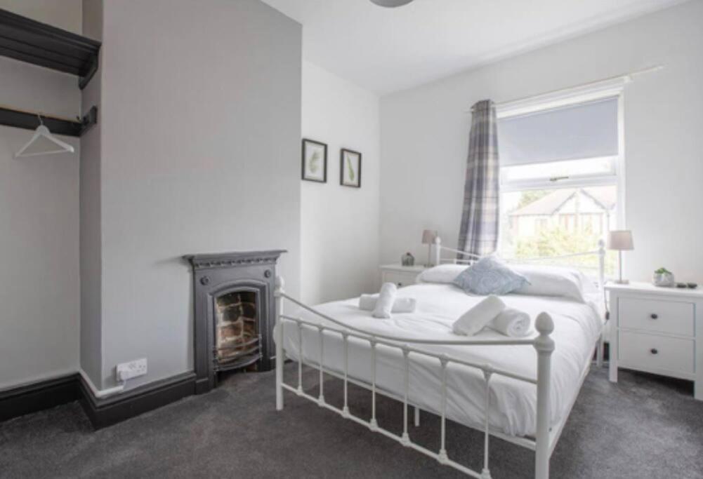 Spacious Town House Lytham St Annes Dış mekan fotoğraf